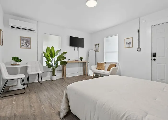 Country house Unit 2 Comfortable Minutes To Beaches And Nas